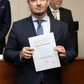 Zväčšiť fotografiu - Predseda a poslanci obdržali osvedčenie o zvolení - 20221104_TN_TSK_osvedcenia_091w