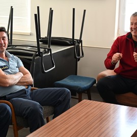 Zväčšiť fotografiu - Predseda tsk navštívil záchranné zložky na hornej nitre