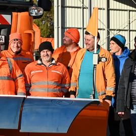 Zväčšiť fotografiu - Predseda tsk navštívil záchranné zložky na hornej nitre