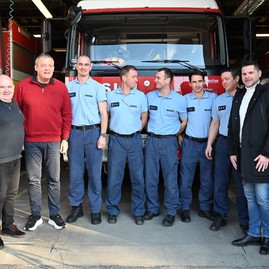 Zväčšiť fotografiu - Predseda tsk navštívil záchranné zložky na hornej nitre