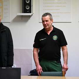 Zväčšiť fotografiu - Predseda tsk tradične navštívil záchranné zložky na hornej nitre - DSC_8338-min