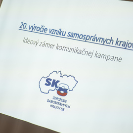 Zväčšiť fotografiu - Predstavitelia samosprávnych krajov rokovali o zdravotníctve či dvadsaťročnici svojej existencie - DSC08118