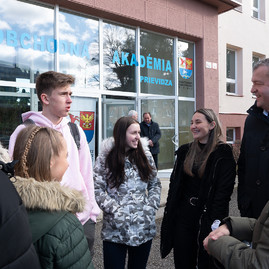 Zväčšiť fotografiu - Prievidzská obchodná akadémia prešla rekonštrukciou za viac ako pol milióna eur - 20200224_PD_OA_021w