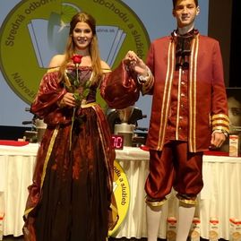 Prievidzský rytier čiernej dámy prichádza do prievidze už po šiestykrát - 02