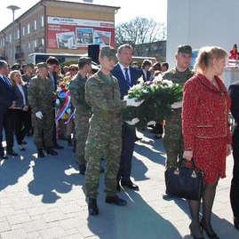 Pripomenuli si 71. výročie oslobodenia mesta partizánske - 005