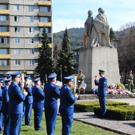 Pripomenuli si 71. výročie oslobodenia mesta partizánske - 17