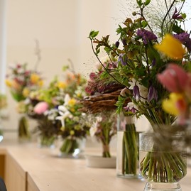 Zväčšiť fotografiu - Príval veľkonočnej nálady zo župnej školy v pruskom