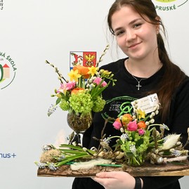 Zväčšiť fotografiu - Príval veľkonočnej nálady zo župnej školy v pruskom