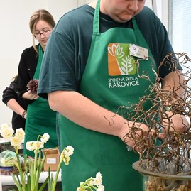 Zväčšiť fotografiu - Príval veľkonočnej nálady zo župnej školy v pruskom