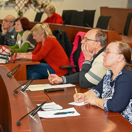 Zväčšiť fotografiu - Projekt finančného vzdelávania seniorov odštartoval pilotne v trenčianskom kraji - Foto-5825