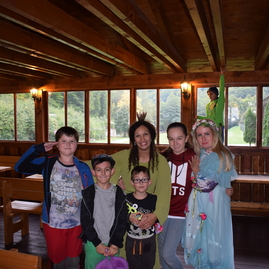 Projekt pomôžme deťom s autizmom podporila aj trenčianska župa - Piatok Tábor Podvisnove (5)