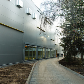 Zväčšiť fotografiu - Prvá výjazdová vláda rokovala v trenčíne, uvoľnené boli financie pre samosprávy - TSK_vyjazdove_gastro_hokejovka_mini (102 of 102)