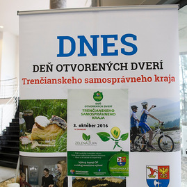 Prvý októbrový pondelok sa bude raňajkovať so županom, pokrstia aj pexeso venované j. m. hurbanovi - 20161003_TN_TSK_DOD_foto_Radovan_Stoklasa_242w