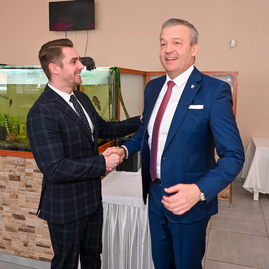 Zväčšiť fotografiu - Regionálne združenie miest a obcí stredného považia rokovalo v dubnici