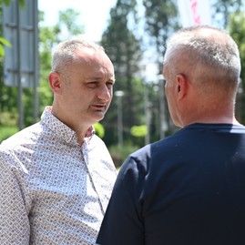 Zväčšiť fotografiu - Rekonštrukcia kruhovej križovatky v prievidzi zvýši bezpečnosť aj plynulosť dopravy