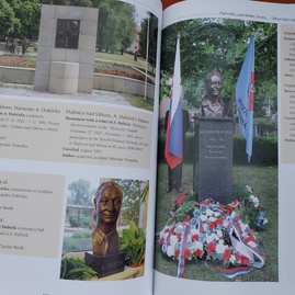 Zväčšiť fotografiu - Rodná obec nezabúda na odkaz politika s ľudskou tvárou, pripomína ho cez novú publikáciu - 20220121_122640