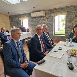 Zväčšiť fotografiu - Rokovanie predstaviteľov regiónov hostili krakovany - WhatsApp Image 2023-10-26 at 20.51.37 (3)