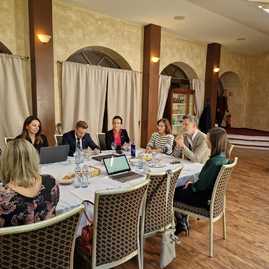 Zväčšiť fotografiu - Rokovanie predstaviteľov regiónov hostili krakovany - WhatsApp Image 2023-10-26 at 20.51.38 (4)