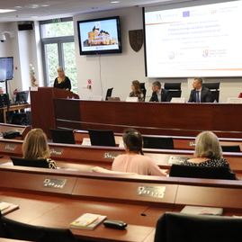 Zväčšiť fotografiu - Rozvoj sociálnej ekonomiky témou regionálnej odbornej konferencie - IMG_7290