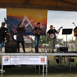 Ruskovce počas uplynulého víkendu oslavovali, v klátovej novej vsi sa hodovalo - IMG_2511_1