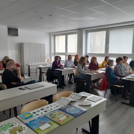 Zväčšiť fotografiu - S aktivitami zelenej župy oboznamujeme aj pedagógov - 20230417_100120