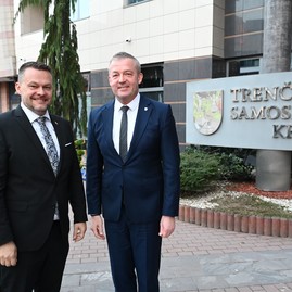 Zväčšiť fotografiu - S ministrom o výstavbe rozhľadne i prioritných župných projektoch