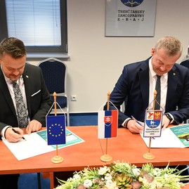 Zväčšiť fotografiu - S ministrom o výstavbe rozhľadne i prioritných župných projektoch