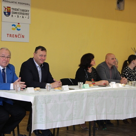 Seniori študovali čaro vesmíru; porozprávať o ňom prišiel prvý slovenský kozmonaut - IMG_7755