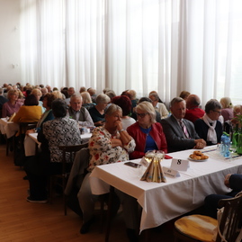 Zväčšiť fotografiu - Seniori v uhrovci sú už 25 rokov organizovaní - IMG_3665