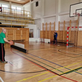 Zväčšiť fotografiu - Seniori z ilavského okresu športovali v bolešove - 20230518_084624