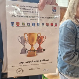Zväčšiť fotografiu - Seniori z ilavského okresu športovali v bolešove - 20230518_092000
