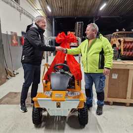 Zväčšiť fotografiu - Silvestrovské poďakovanie tým, ktorí sa starajú o bezpečné považie