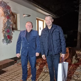 Zväčšiť fotografiu - Silvestrovský výstup na strážov aj návšteva správy ciest tsk a záchranných zložiek - 20231231_170834