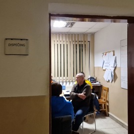 Zväčšiť fotografiu - Silvestrovský výstup na strážov aj návšteva správy ciest tsk a záchranných zložiek - 20231231_190429