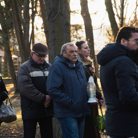 Zväčšiť fotografiu - Smutné výročie tragickej udalosti v novákoch - TSK_Výbuch VOP Nováky_15 rokov_mini-21