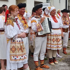 Zväčšiť fotografiu - Sobota na hornej nitre patrila ľudovým tradíciám - 20210717_145103