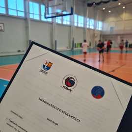 Zväčšiť fotografiu - Špičkové podmienky pre rozvoj talentu vytvorí župná športová škola aj basketbalistom - IMG-20220119-WA0001