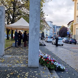 Zväčšiť fotografiu - Spomienka na november ‘89 - 20231115_140918