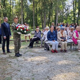 Zväčšiť fotografiu - Spomienka na padlých hrdinov snp na brezine - 20230906_100217