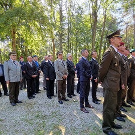 Zväčšiť fotografiu - Spomienka na padlých hrdinov snp na brezine - 20230906_100733