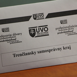 Zväčšiť fotografiu - Stále pracovisko úvo trenčín má za sebou viac ako polročné fungovanie - IMG_1034