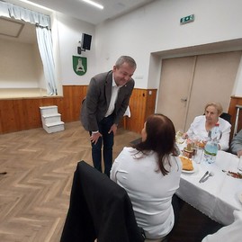 Zväčšiť fotografiu - Starších si uctili v trenčianskych bohuslaviciach, priepasnom aj častkovciach - 18