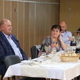 Zväčšiť fotografiu - Starších si uctili v trenčianskych bohuslaviciach, priepasnom aj častkovciach - 35