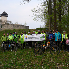 Zväčšiť fotografiu - Štartuje 6. ročník vrchárskej koruny trenčianska - 20190410_VKT_TN_HRAD_foto_Radovan_Stoklasa_011w