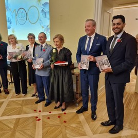 Zväčšiť fotografiu - Storočná tradícia, moderná knižnica: považská knižnica oslavuje 100 rokov