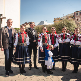 Zväčšiť fotografiu - Svetová cyklistika aj storočné tradície na jednom mieste - TSK_pretek kurierov_maj_mini-27