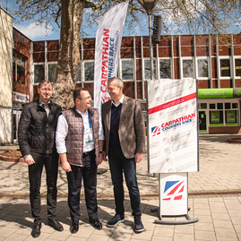 Zväčšiť fotografiu - Svetová cyklistika aj storočné tradície na jednom mieste - TSK_pretek kurierov_maj_mini-3