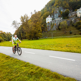 Zväčšiť fotografiu - Svojho favorita medzi cyklotrasami majú cyklisti aj chodci - Cyklotrasa Skalka (2)