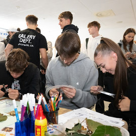Zväčšiť fotografiu - Takto vyzeral náš deň plný remesiel a tradícií! - 20241007_TSK_DOD_360w