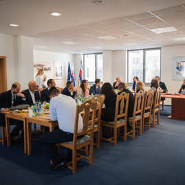 Zväčšiť fotografiu - Transformácia uhoľného regiónu hornej nitry bola témou rokovania so zástupcami nového ministerstva - TSK_Remišová (15 of 27)